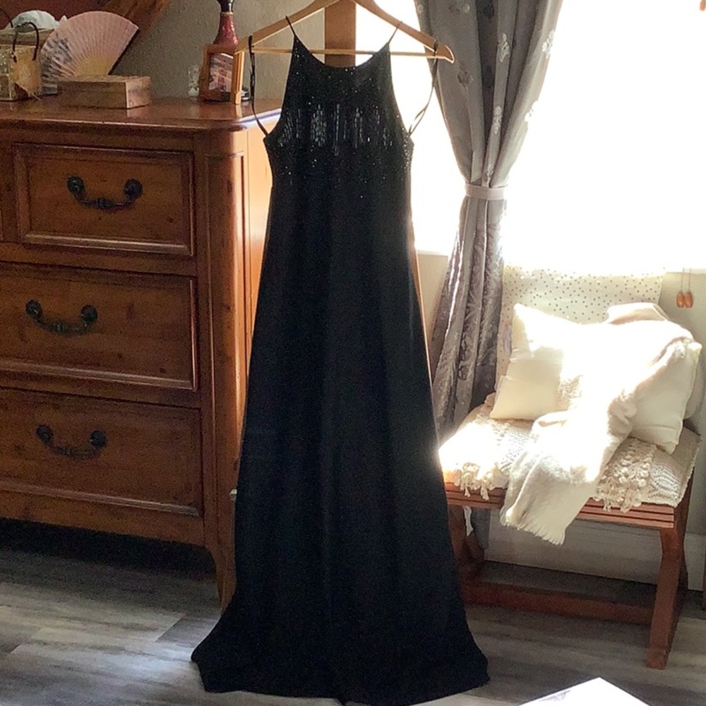 Cachet Black Sequin Maxi Dress - Picture 5 of 12